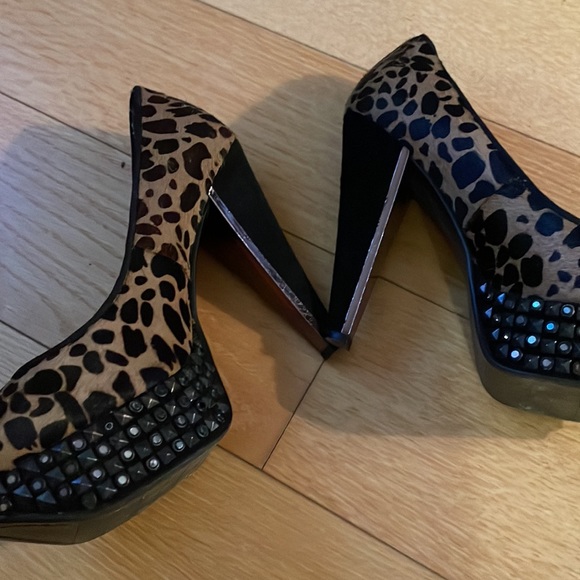 Leopard print pumps - Picture 4 of 4